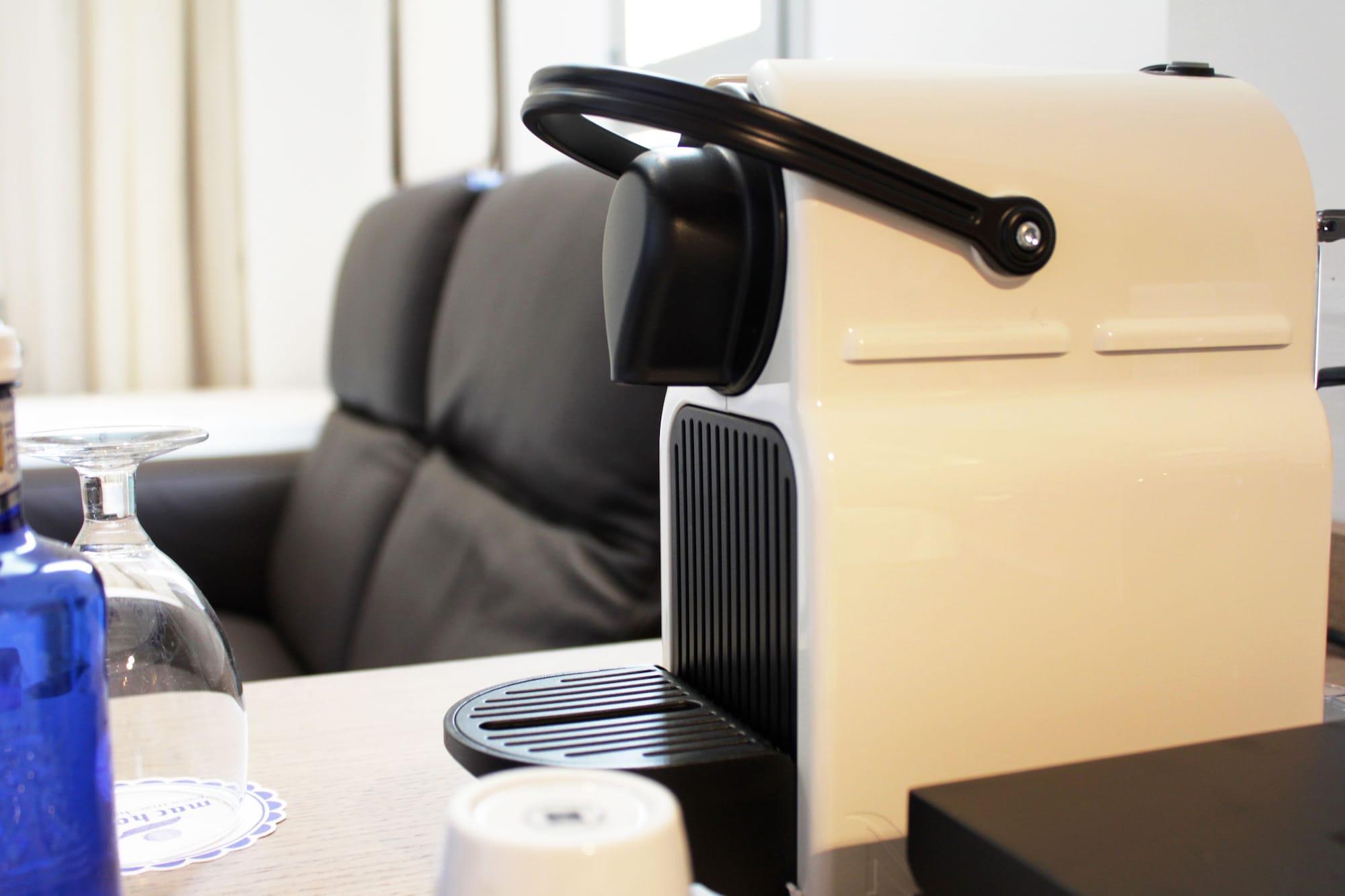 Pure Salt Garonda - Adults Only Hotel Playa de Palma  Luaran gambar A Nespresso coffee machine