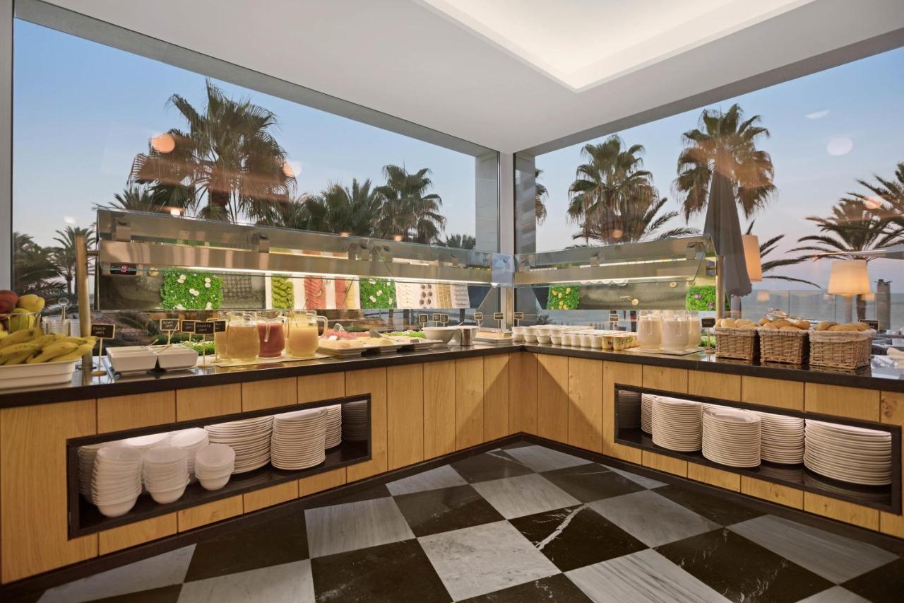 Pure Salt Garonda - Adults Only Hotel Playa de Palma  Luaran gambar The buffet at the hotel