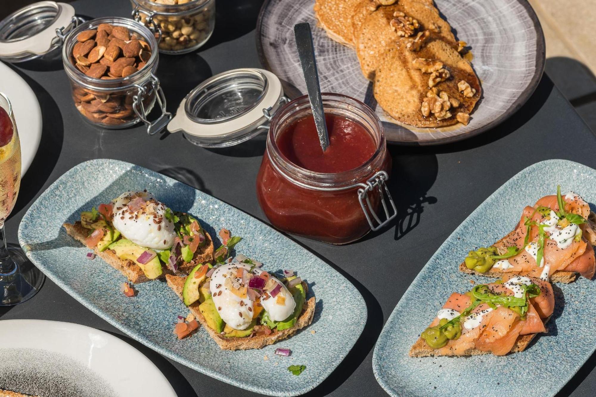 Pure Salt Garonda - Adults Only Hotel Playa de Palma  Luaran gambar A selection of tapas