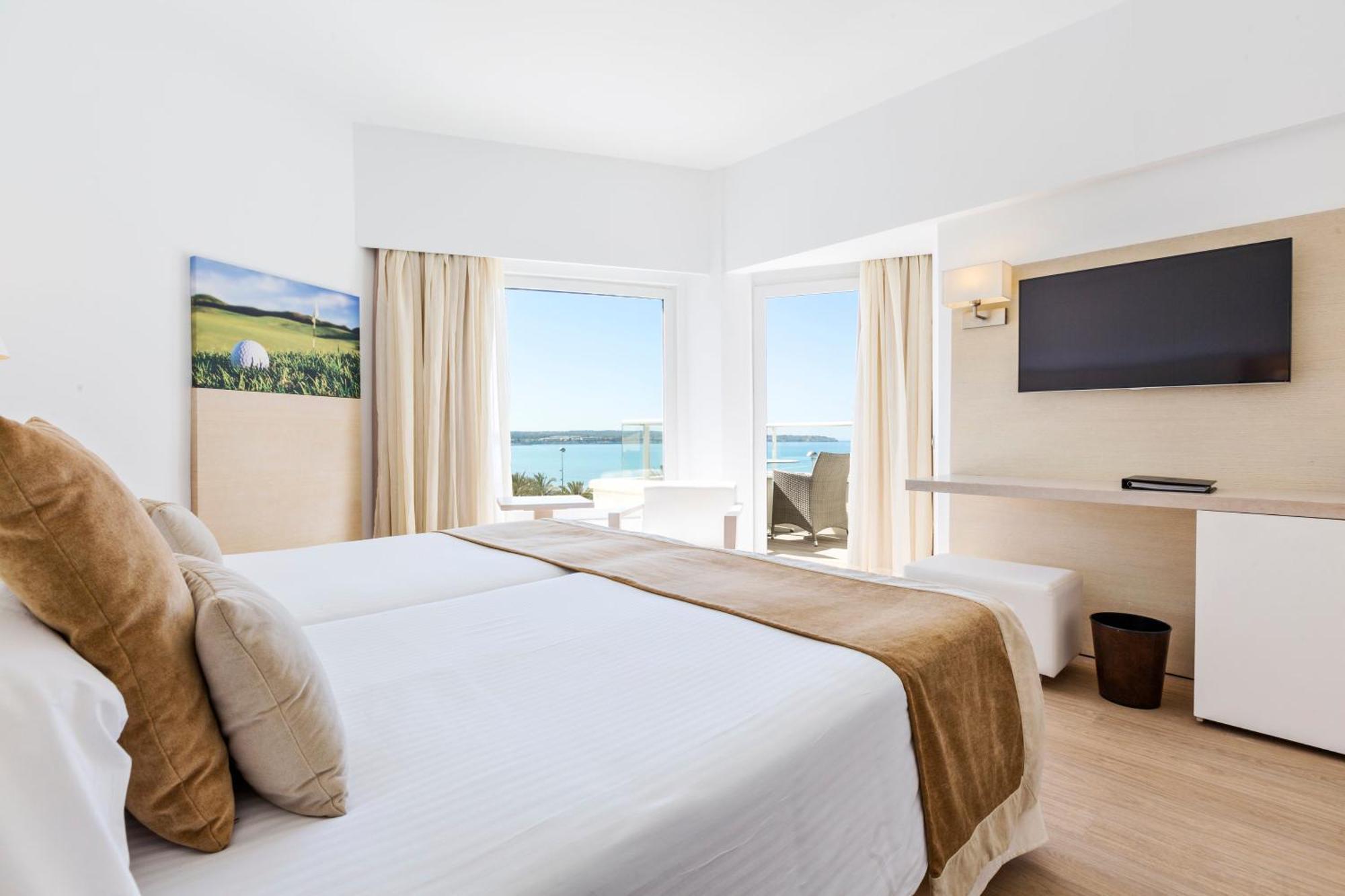 Pure Salt Garonda - Adults Only Hotel Playa de Palma  Luaran gambar A room at the hotel